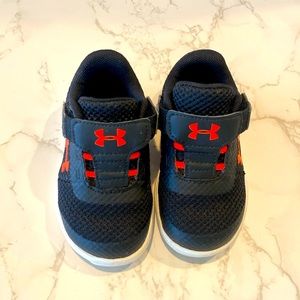 Toddler Uber Armour shoes 5k